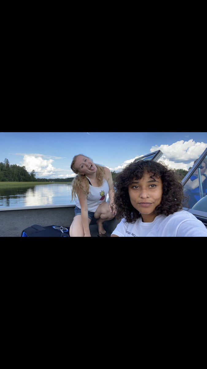 carbaugh_em's tweet photo. I look like two completely different people🤔 https://t.co/fESj7znmNx