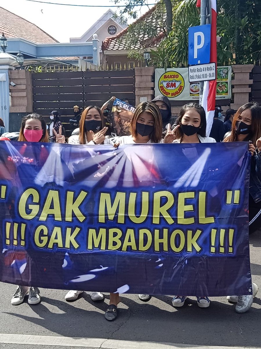 Aksi Tolak Perwali Sby No. 33/2020 di Pemkot Sby
#wanimaskeran