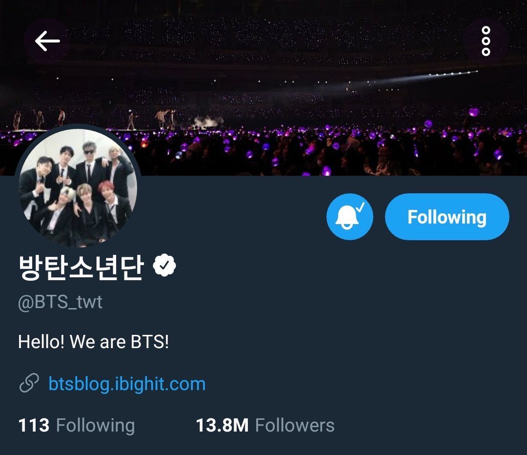 . @BTS_twt layout change using the Wings Tour Final in Dec 2017 as the header and pfp from tbe end of year shows 