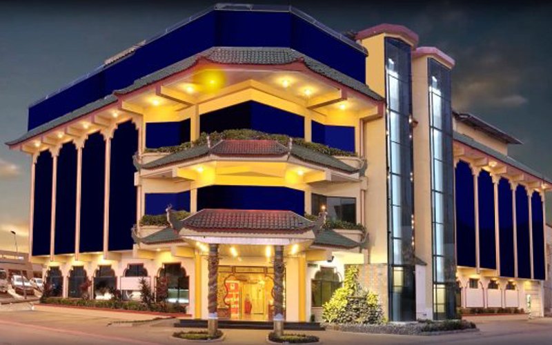 eltuitec's tweet photo. Después de 25 años de servicio, el restaurante Cantonés Internacional, ubicado en la Garzota, al norte de #Guayaquil, anunció su cierre definitivo. https://t.co/zufXO3wFda