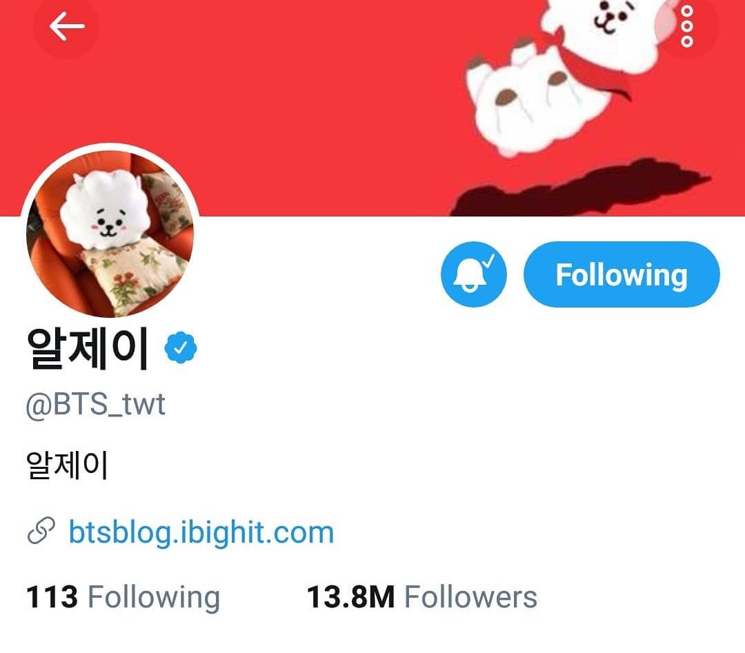 So many  @BTS_twt layout changes for April Fools 2018! Jin, RJ, Yoongi’s sugar cubes were amazing (+ his sugar cane field post abt missing ‘hometown’ was *chefs kiss*) But poor Pdogg & Bang PD, April Fools BTS had no mercy(Also  @btschartdata under Yoongi’s sugar canes)
