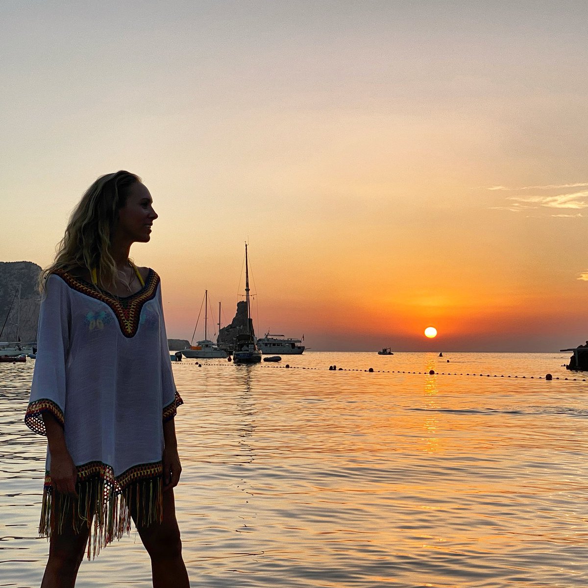 katx_music's tweet image. 🌅 #Ibiza #lightarmy #benirras