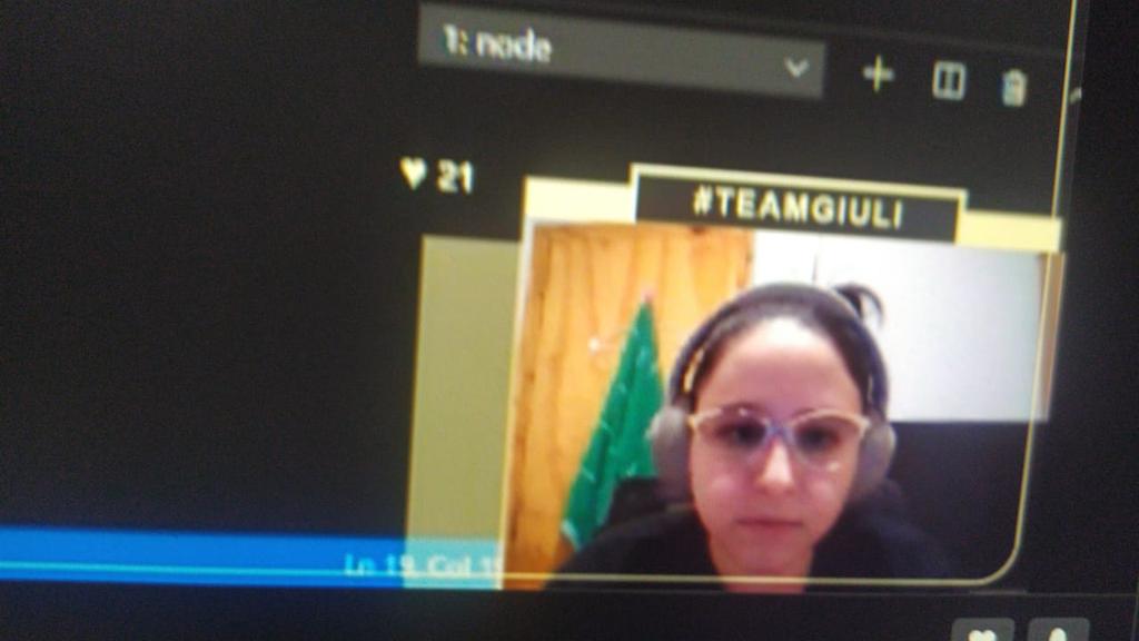 reactladiescba's tweet photo. LA concentración! 👩🏻‍💻 #TeamGiuli @GiulianaEOlmos https://t.co/9hN9SbFqz7