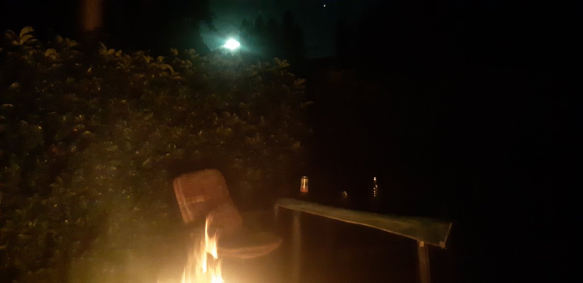 Peet2b2bstrong's tweet photo. #fullmooninaquarius https://t.co/kPHxfhYXm3