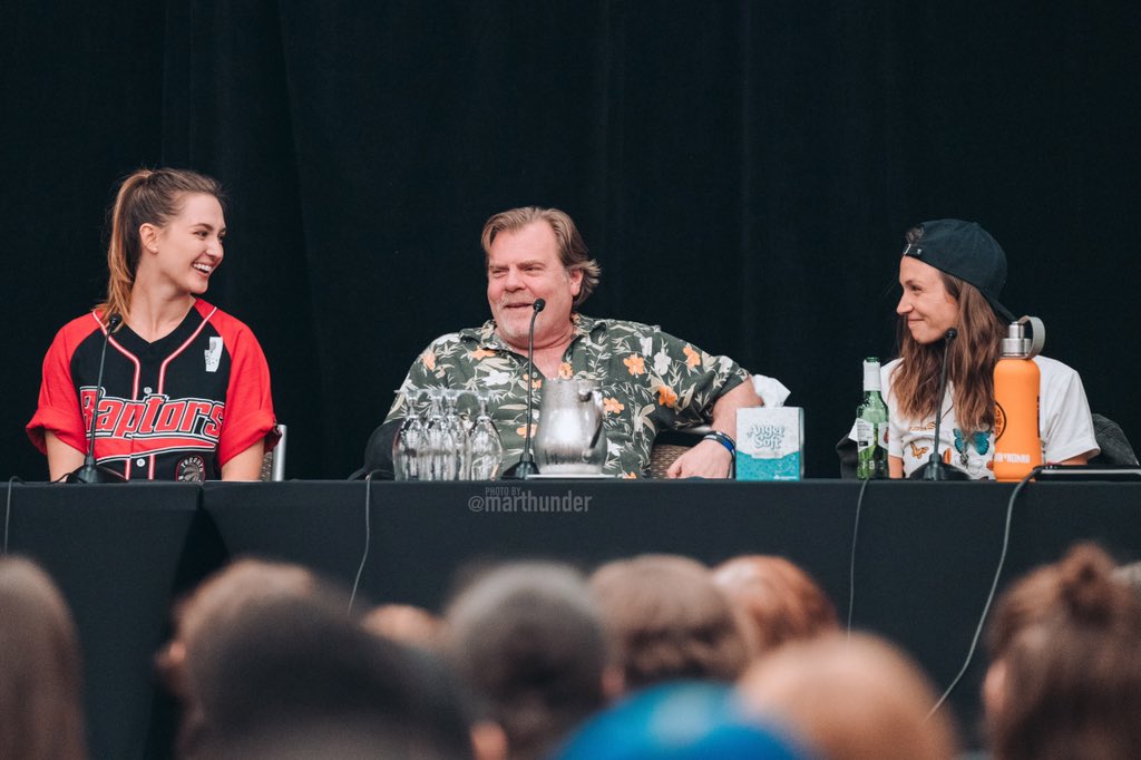 marthunder's tweet photo. So much love for Greg #givememynedley #ehconrewatch https://t.co/cQDL9pyAJe