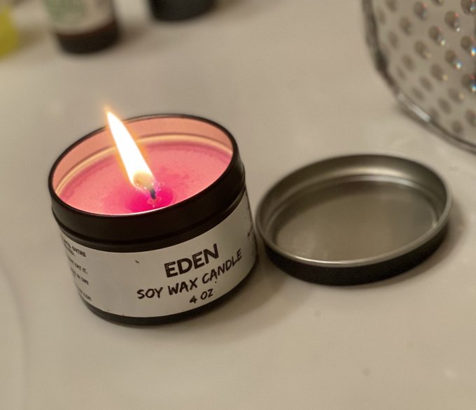 It&rsquo;s candle time @Karma_Rx https://t.co/4JlyYnoXX4<a class="tags" href="/tag/karma_rx">@karma_rx</a>