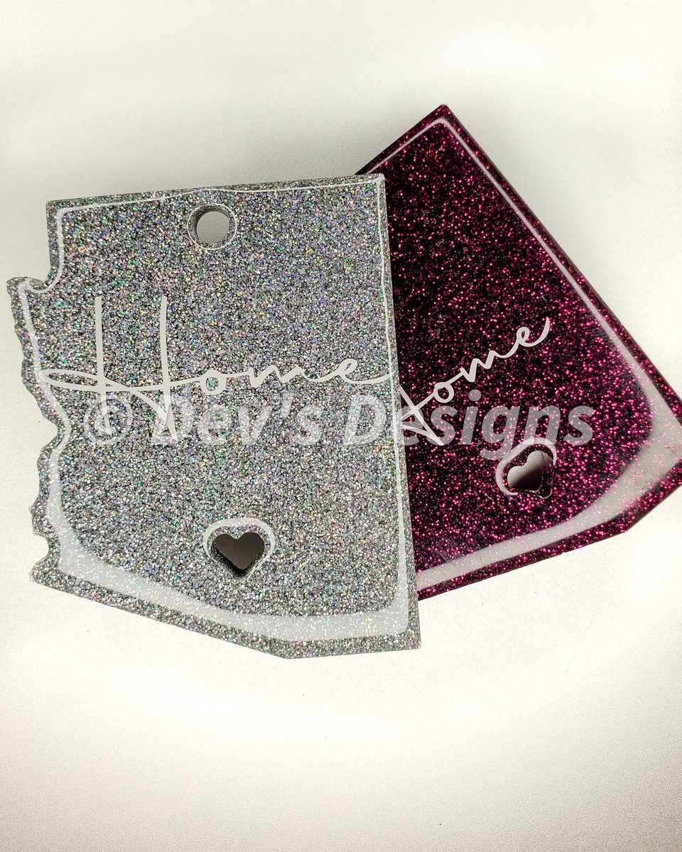 Arizona State keychains 🌵

I also have Iowa available :)
.
.
.
.
#keychain #iowa #arizona #travel #home #asu #isu #homemade #ccdiy #j2nsiliconemoldsandmore #gamechanger