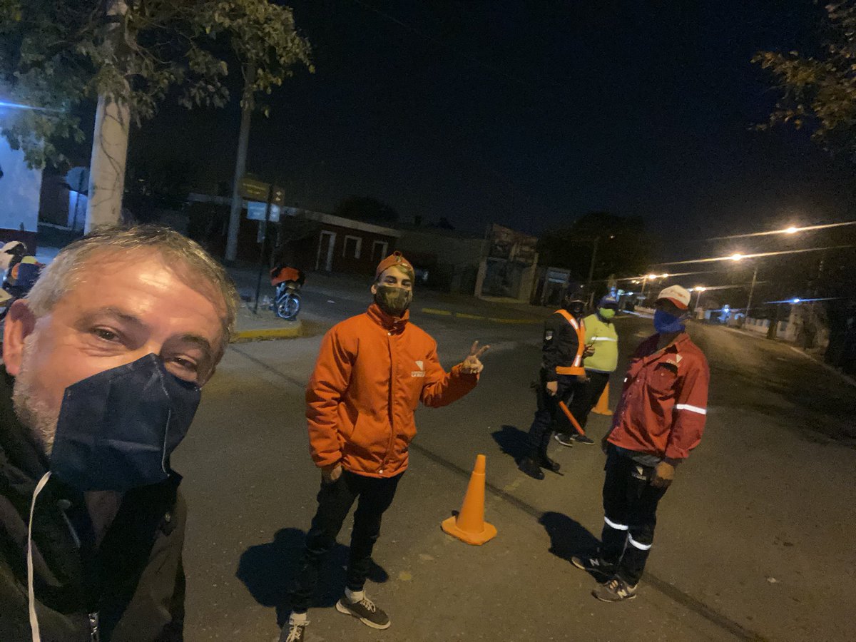 amolinalarioja's tweet image. GRACIAS. GRACIAS. GRACIAS. 
#ProvinciaQueLATE
Policía. Seg Vial. Def Civ. Bomberos. COE. 
Pase a saludarlos en Nombre del Gob RICARDO QUINTELA.