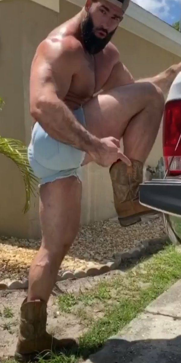 sparta_vevo's tweet photo. 💥 •💯 💪💪💪💪 Bodybuilding &amp; Fitness https://t.co/z0iIArVbOw… #instagay #gayboy #gayman #gaymuscle #photooftheday #fitness #daddy #boy #men #Handsome #male #dude #homens #gayhot #gaylife #gayespaña #machoalfa #gay_follow BodybuildinG-SPARTA #bearadise #maratónsparta https://t.co/I8OkH4CUrT