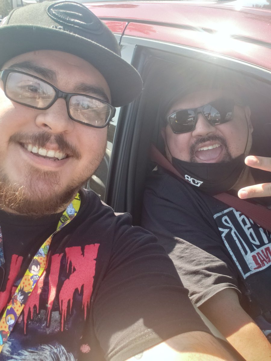 UniversaI_Ghost's tweet photo. I can't believe it @fluffyguy you went above and beyond. I didn't expect this at all today. I can't believe you signed it also! #bestcustomerservice  #bestcustomerserviceever https://t.co/jGL4nqR3sw