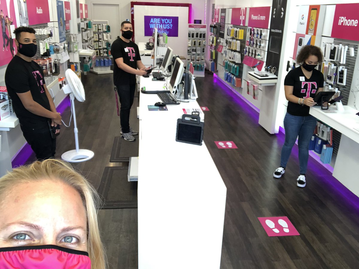Jesse Quinn (@magentajayq) on Twitter photo <a href="/ECPforMe/">Executive Cellular</a> amazing team At Lehigh Valley Mall!! #NewTMobile #NERocks <a href="/DustinWKaufman/">Dustin Kaufman</a> <a href="/jghoff01/">Jay Hoffman</a> <a href="/thayesnet/">Terry Hayes</a> <a href="/AmrWahba1080/">Amr Wahba</a> #FiredUP <a href="/ECPforMe/">Executive Cellular</a> amazing team At Lehigh Valley Mall!! #NewTMobile #NERocks <a href="/DustinWKaufman/">Dustin Kaufman</a> <a href="/jghoff01/">Jay Hoffman</a> <a href="/thayesnet/">Terry Hayes</a> <a href="/AmrWahba1080/">Amr Wahba</a> #FiredUP