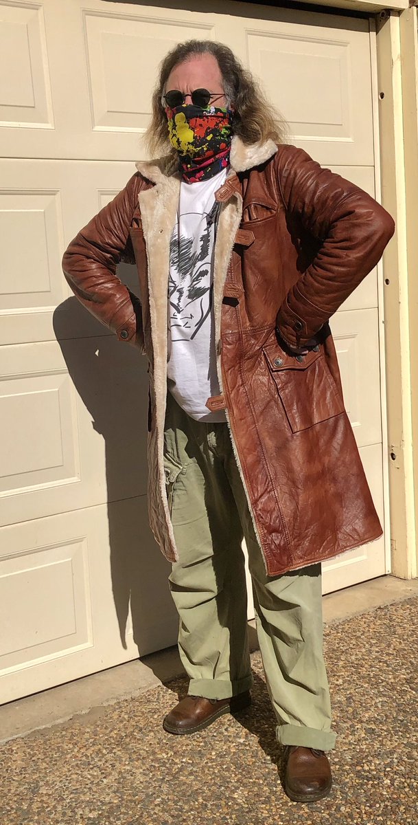 reverendstef's tweet photo. Off to the shops. Seem to be channeling my inner Batman villain/cyberpunk character today!
#IAmBane #DressForTheApocolypse https://t.co/p0XUA0DNhH