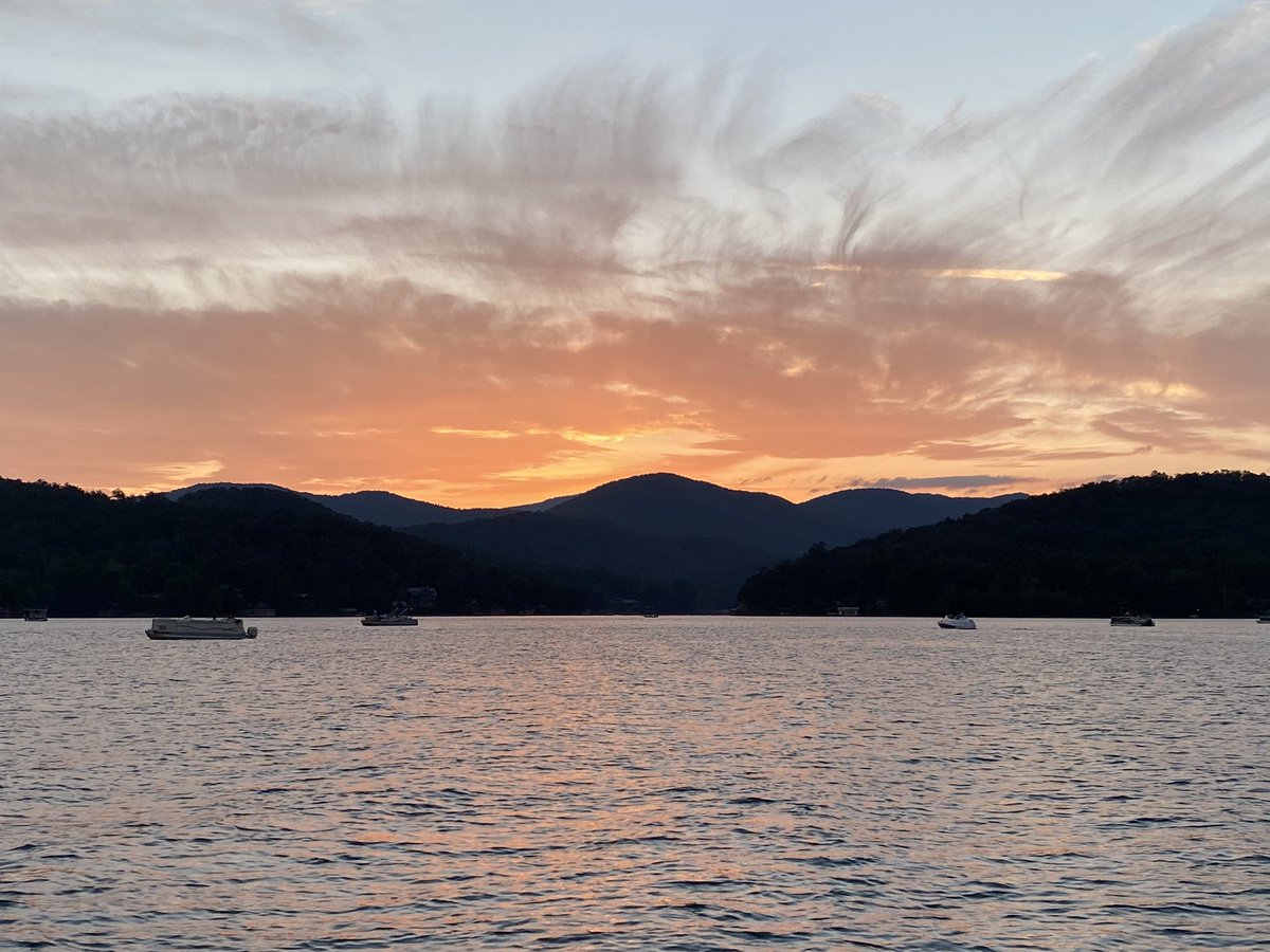 Beautiful Lake Burton sunset <a href="/spann/">James Spann</a>