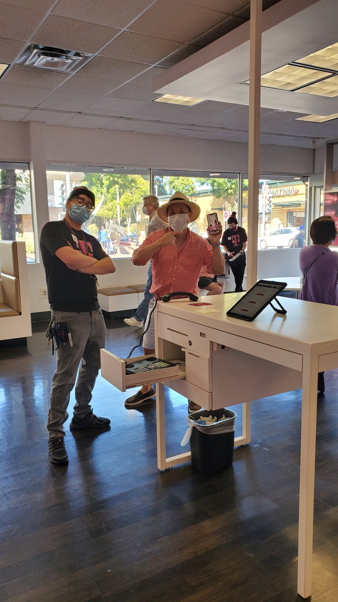 martin deleon tweet media