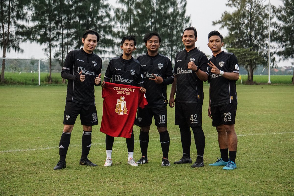 BRSurabaya's tweet photo. FT: Bigreds Surabaya 2-1 Kopites Jombang
Terimakasih dulur @KOPITES_JOMBANG guyub rukun selalu. Salam juara! π
#LFCchampions #LetsGUYUB #awaydays #JATIMGUYUB #anakbigreds #bigreds #bigredssurabaya #BRsurabaya #BRSUB #explorejombang #SCOUSEROBOYO #LFC #LiverpoolFC #KGMI #YNWA https://t.co/5SRSUQykVn
