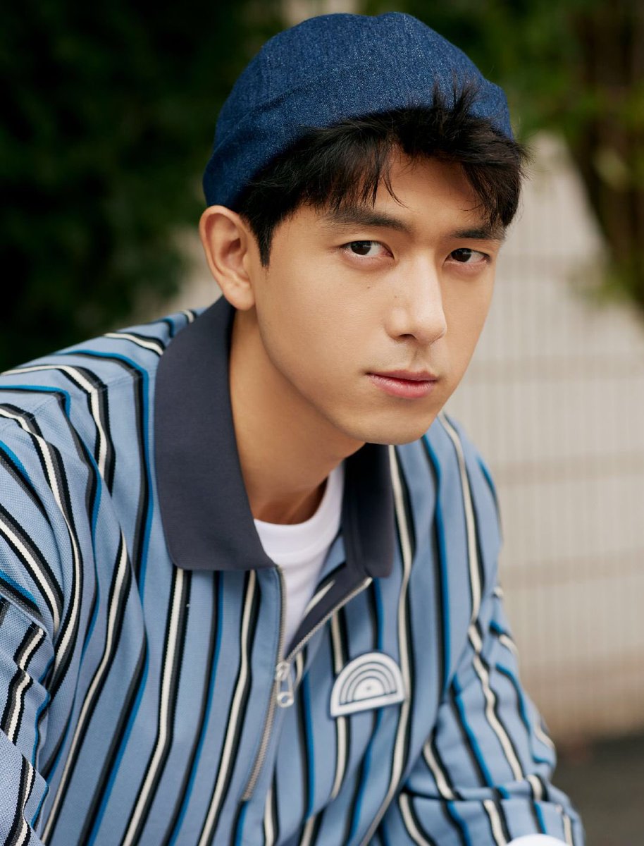 lixianarchive's tweet photo. #LiXian’s studio updates with colorful shots of Li Xian! 

#李现 https://t.co/QGFMl51Uea