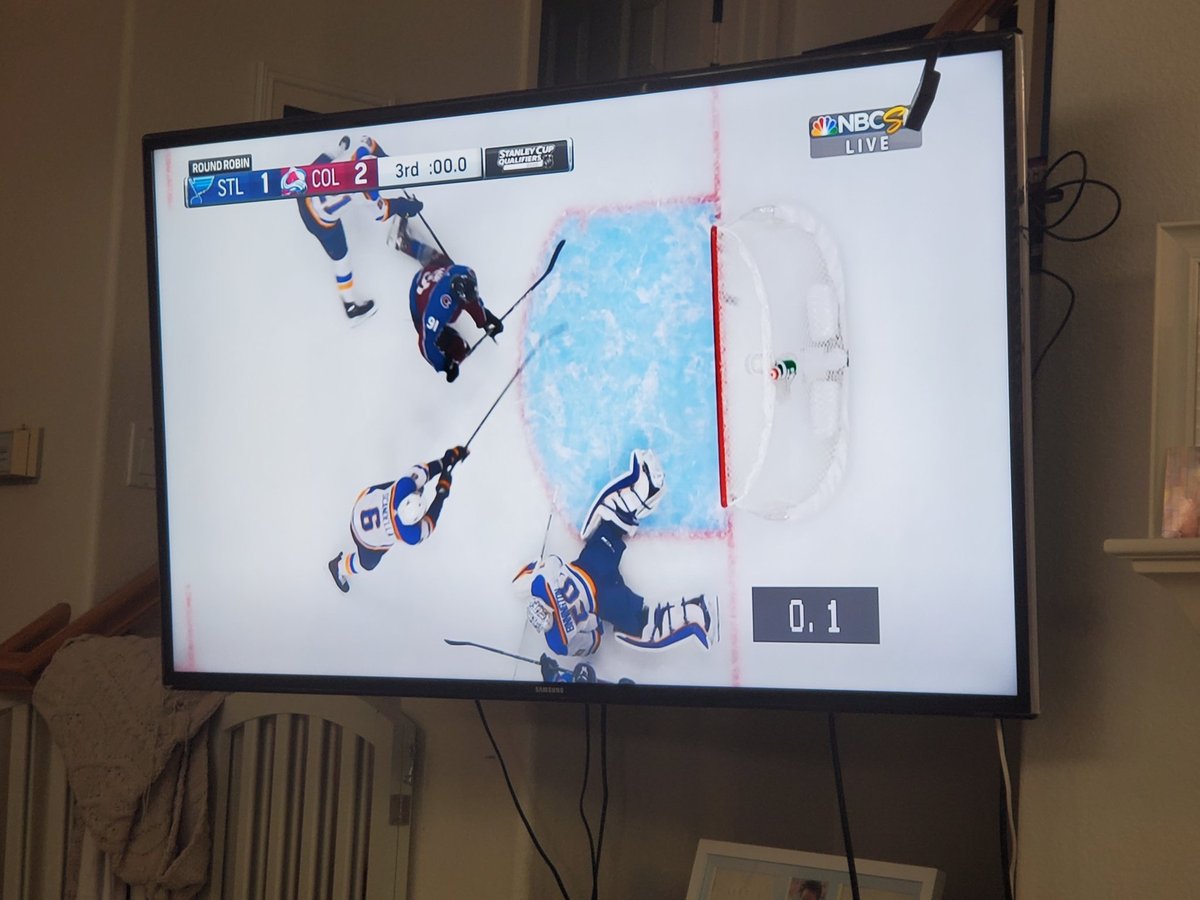 JeffMcAdamTV's tweet image. I've never seen anything like it.. 👀👀👀Avs win at the buzzer!!!! .1 second left! Landon's first game. BTW Landon's middle name is Luck. He really is a good Luck charm. @Avalanche #GoAvsGo #LandonLuck