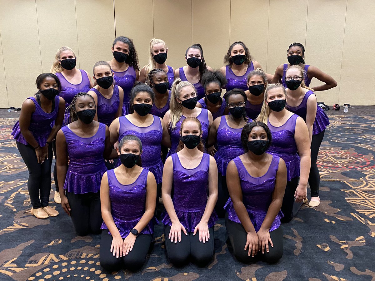 BrenhamDance's tweet photo. Congratulations girls on all the hard work you’ve put in this year! 15 of our girls made the Elite team , received awards for precision and enthusiasm, and lastly Sweepstakes!🥳💗 https://t.co/0Ycw2g6ug8