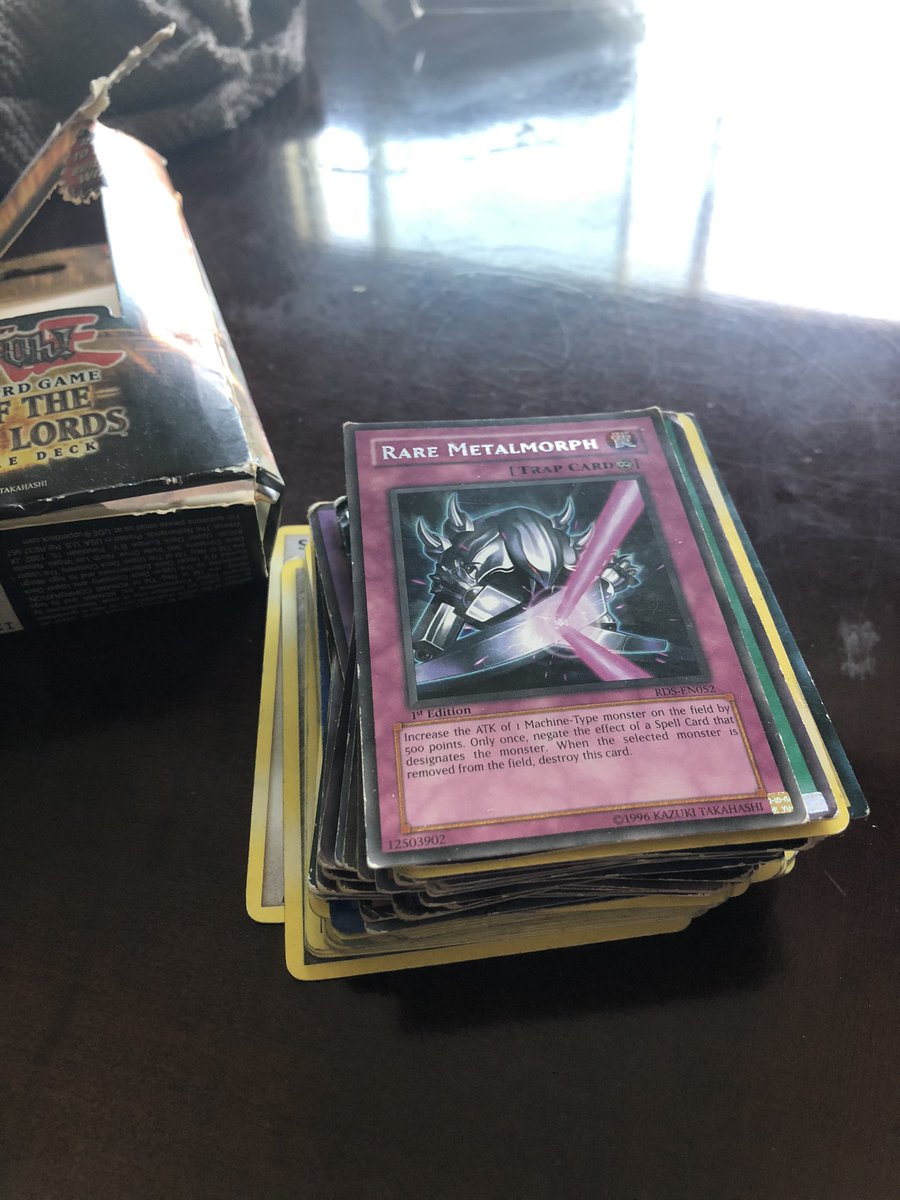 lucydafirst's tweet image. Running an hour late for stream. Currently hunting and sorting thru old yugioh / Pokémon cards at Chris’ parents 🧐 #streamupdate #update