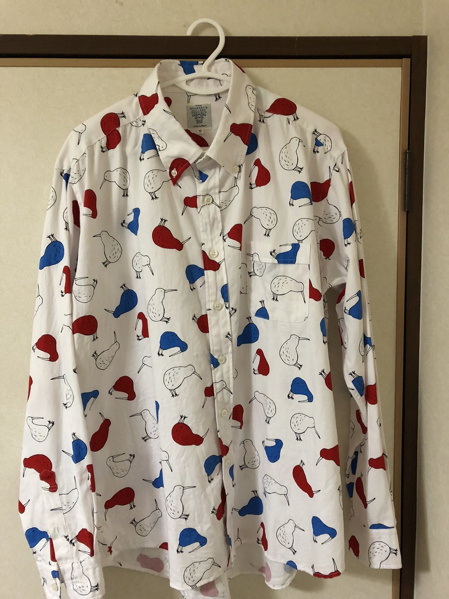はるよい 9時台に 可愛い服を着ないと と云うメッセージがありましたが 五十路のおっさんでも可愛い シャツだと楽しいし 折々 シャツ可愛いですね と話しかけられたりしてアガりますので 可愛いは大切です 一見のおっさんに対しても気軽に はるよい 9時台に 可愛い服を着ないと と云うメッセージがありましたが 五十路のおっさんでも可愛い シャツだと楽しいし 折々 シャツ可愛いですね と話しかけられたりしてアガりますので 可愛いは大切です 一見のおっさんに対しても気軽に