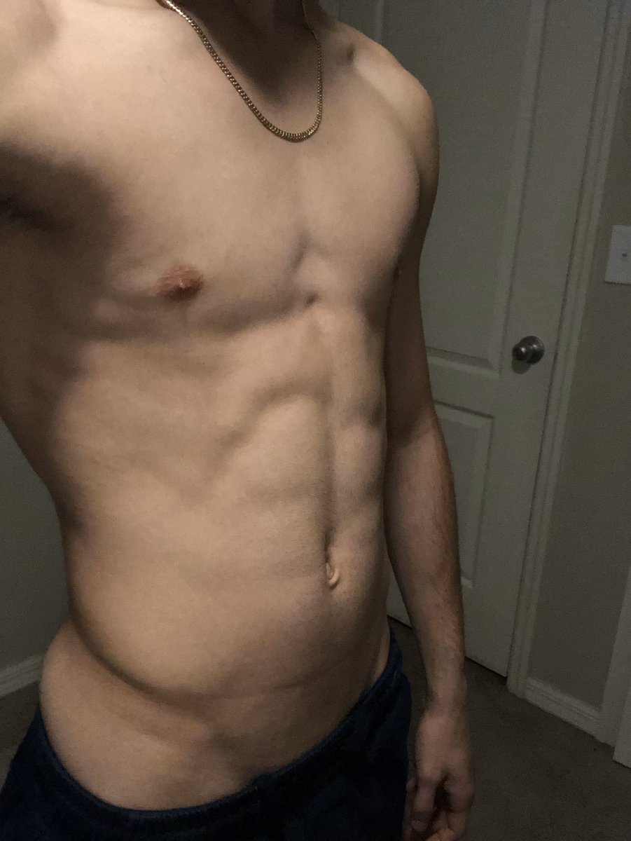 alex_gray696's tweet photo. Cum follow me 😘 let me make you feel good https://t.co/IYY9BLeaJC           

📷Daily Updates
📹Boy/Girl Sex Videos
🍆Dick Pics
💦Masturbation videos https://t.co/B2QMbnDav6