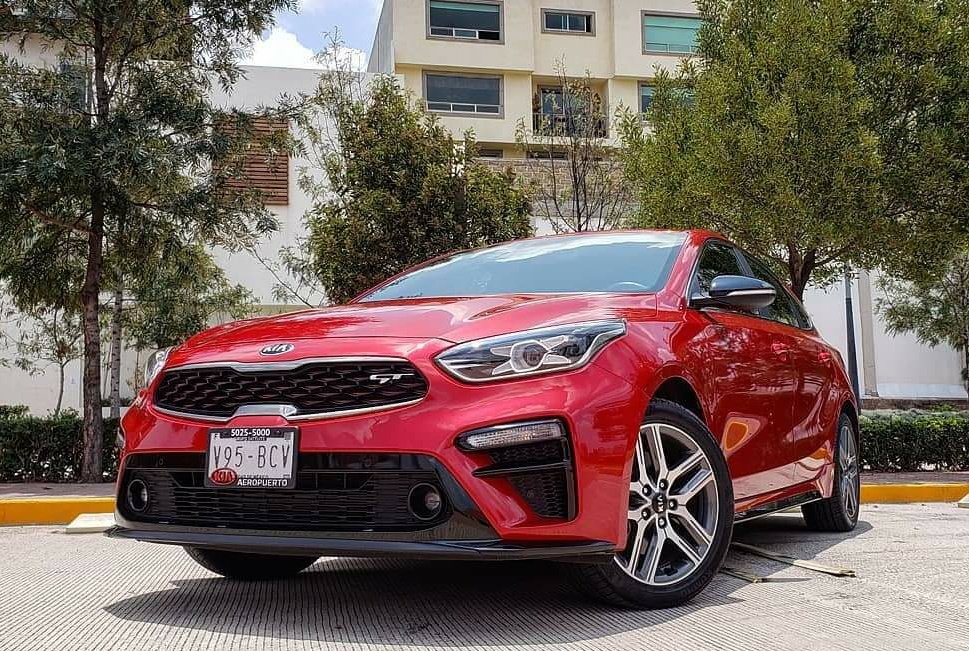 cafrealvolante's tweet photo. El @KiaMotorsMexico #ForteGT #Hatcback es una de las opciones que ofrece un equilibrio entre desempeño, equipamiento (seguridad) y practicidad, sin olvidar que se ofrece con transmisión manual 😊 https://t.co/8bujEDPqVB