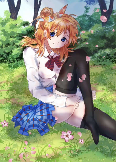 #高坂穂乃果生誕祭2020
過去絵ですが穂乃果ちゃんおめでとうございます🎊これからもμ'sのリーダーとしての活躍応援しています📣 