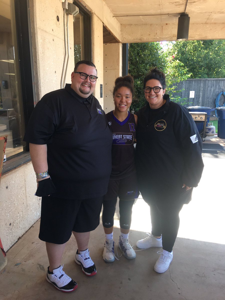 Emily tweet media