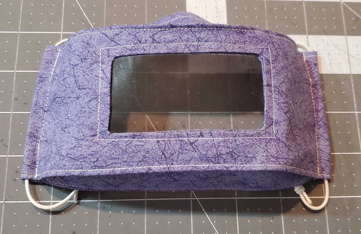 QuiltsofHonor's tweet image. I have made hundreds of basic masks and am now making them for those who need to see or read lips.
