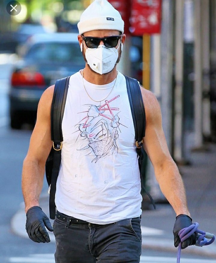 MorganRuble's tweet photo. @AXfromMN Does #Hotmenwithdogs usually but I have to point out that Justin Theroux walking his pit in a mask and black latex gloves has to be somebody's kink. @therealSnicks @sloancrawfordtx @EdKenne16462742 @cmr_2 @allanj69 https://t.co/pXTZT3vNFK
