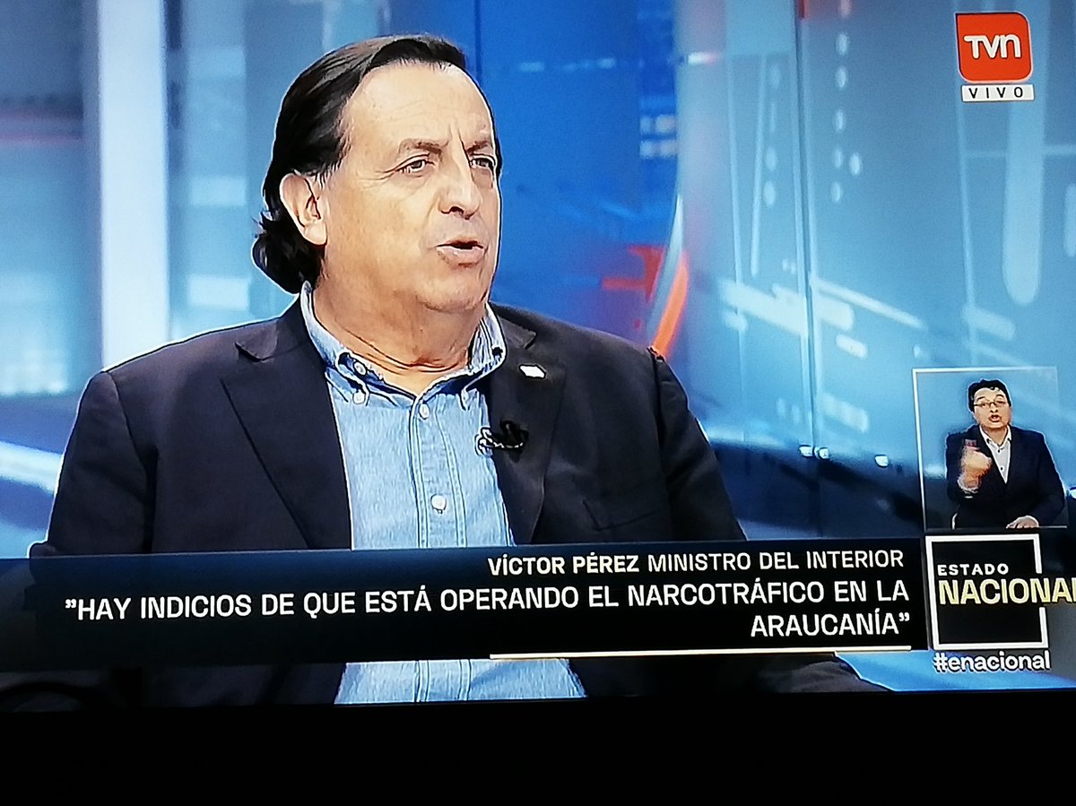 jguaquin's tweet photo. Q el amigo de Paúl Schafer muestre las pruebas. Un ministro del interior realizando acusaciones al voleo. Irresponsable y tendencioso. #enacional https://t.co/uUz5oc8rht