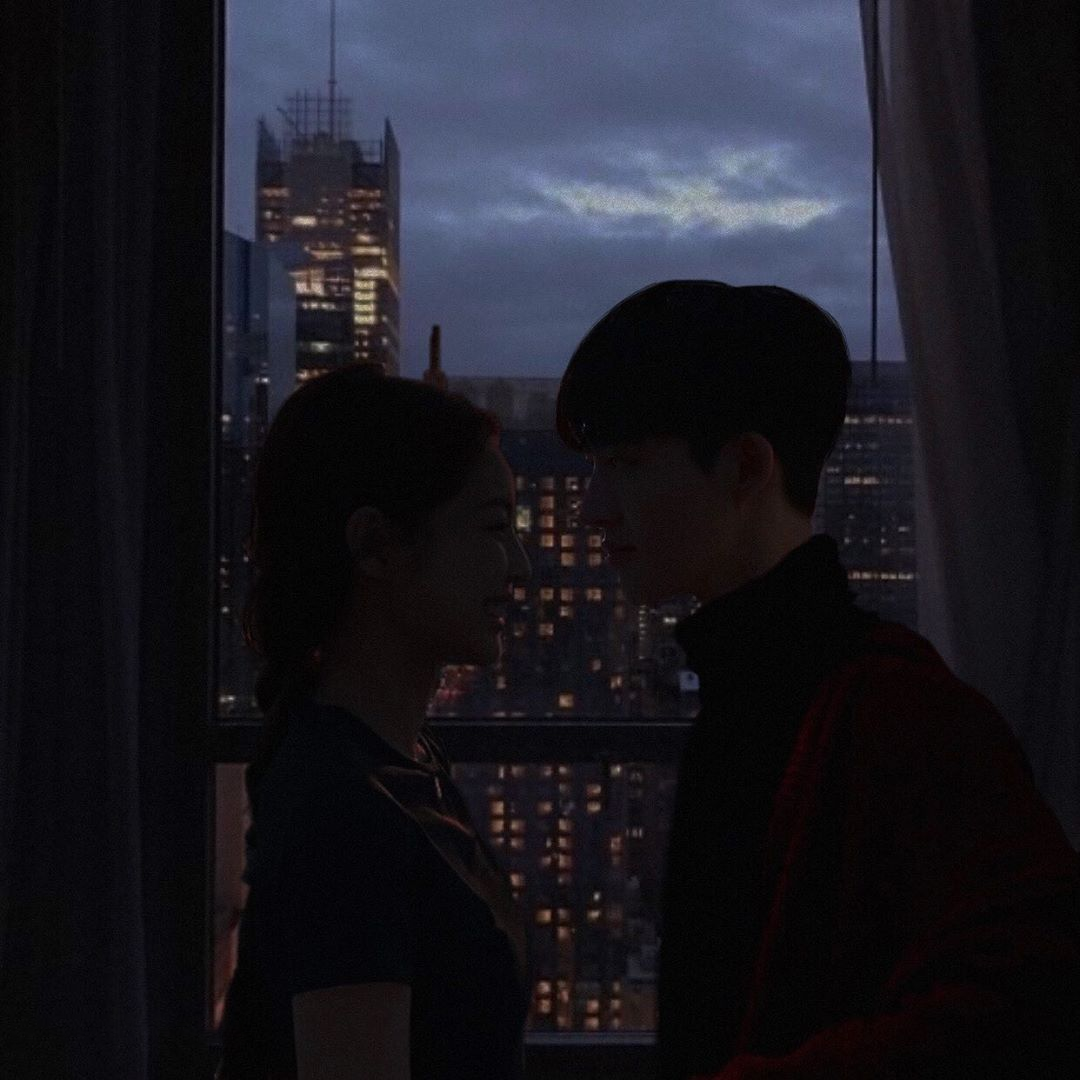 TURNTAEiLUP's tweet photo. doubt that i trust you with my whole being.

i'm yours, alissa korean name omitted bae. i was yours even before i realized it and i don't think i could belong to anyone else but you. https://t.co/g4buGz6R3d