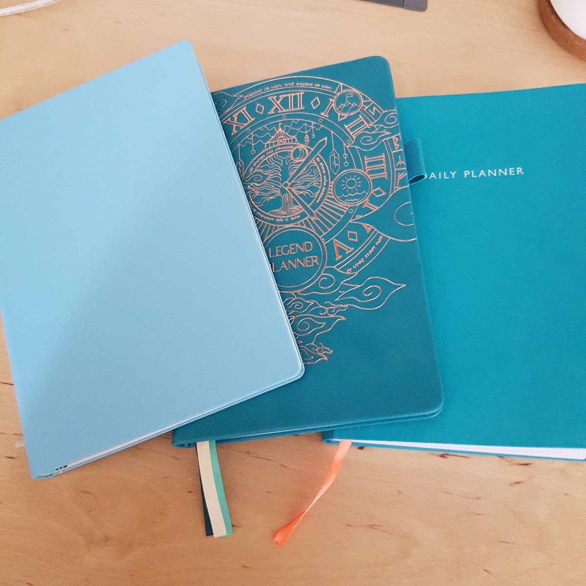 The theme for this weekend seemed to be 90 day plans. That's 2 clients' and my own I've been working on. 

What is on your 90 day plan?
What do you want to achieve by October 31st?

#lifecoaching #90dayplan #goalsetting #anothergoodreasontobuyanewplanner?