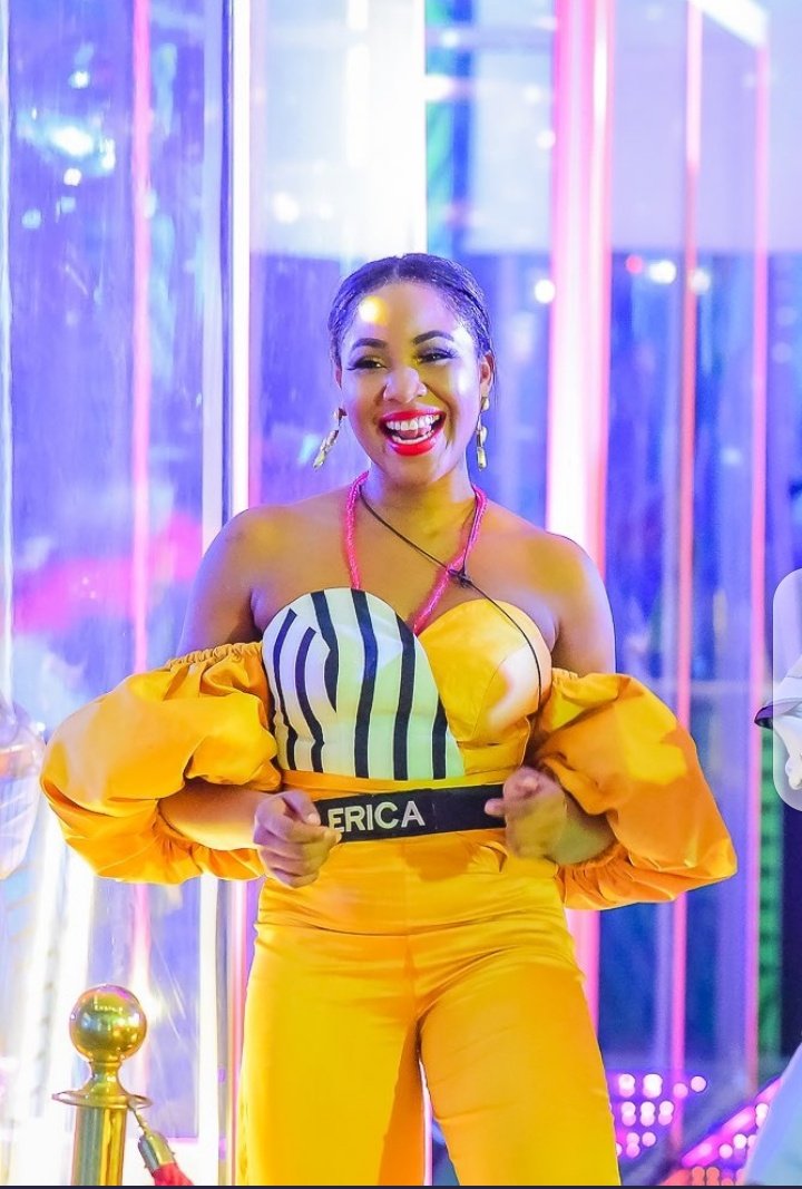 MusicalCritic's tweet photo. #kiddrica ohhh my Gucci!
🙈🙈🙈🙈🙉🙉🙉

#Erica I'm so disappointed 

Now I'm only left with 4 favorites #1Erica,2 #EricaElites,3 #StarGirlErica 
😍😍😍😍😍😍😍😍😍😍 https://t.co/Doh9ltZqEK
