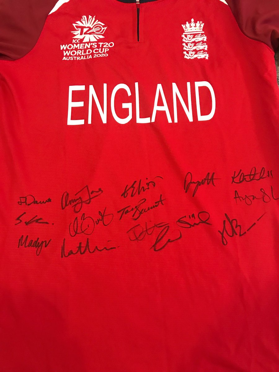 The Female Cricket Store tweet media