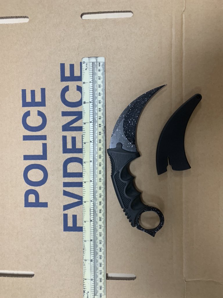 Night Duty last night, stop & search St Giles and this knife found in a males waistband, male arrested, this is why stop & search is so important in our fight against crime, as someone who has witnessed many last breaths every knife we take off the street is important