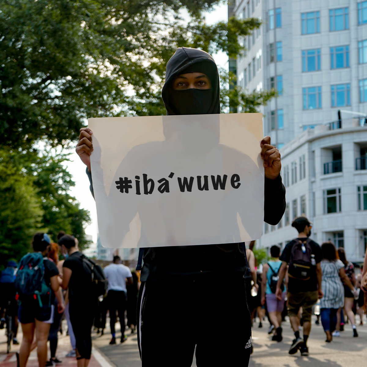 HuweIba's tweet photo. This is a dawn of a new era, a generation not afraid of standing out and being unique, iBaHuwe means be yourself and never be afraid to let your light shine. #ibahuwe #beyourself #MondayMotivaton https://t.co/kZQ4JnEh6H