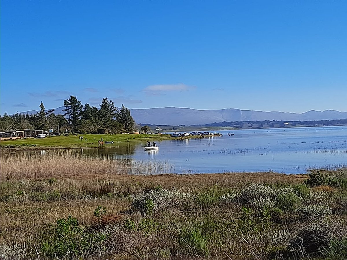 It was good to see all the activity at the dam this weekend! The fishing competition was exceptionally well attended, as was the site meeting on Saturday morning. We are hoping for a bit of rain over the next few days and look forward to being able to report on the rising tide!