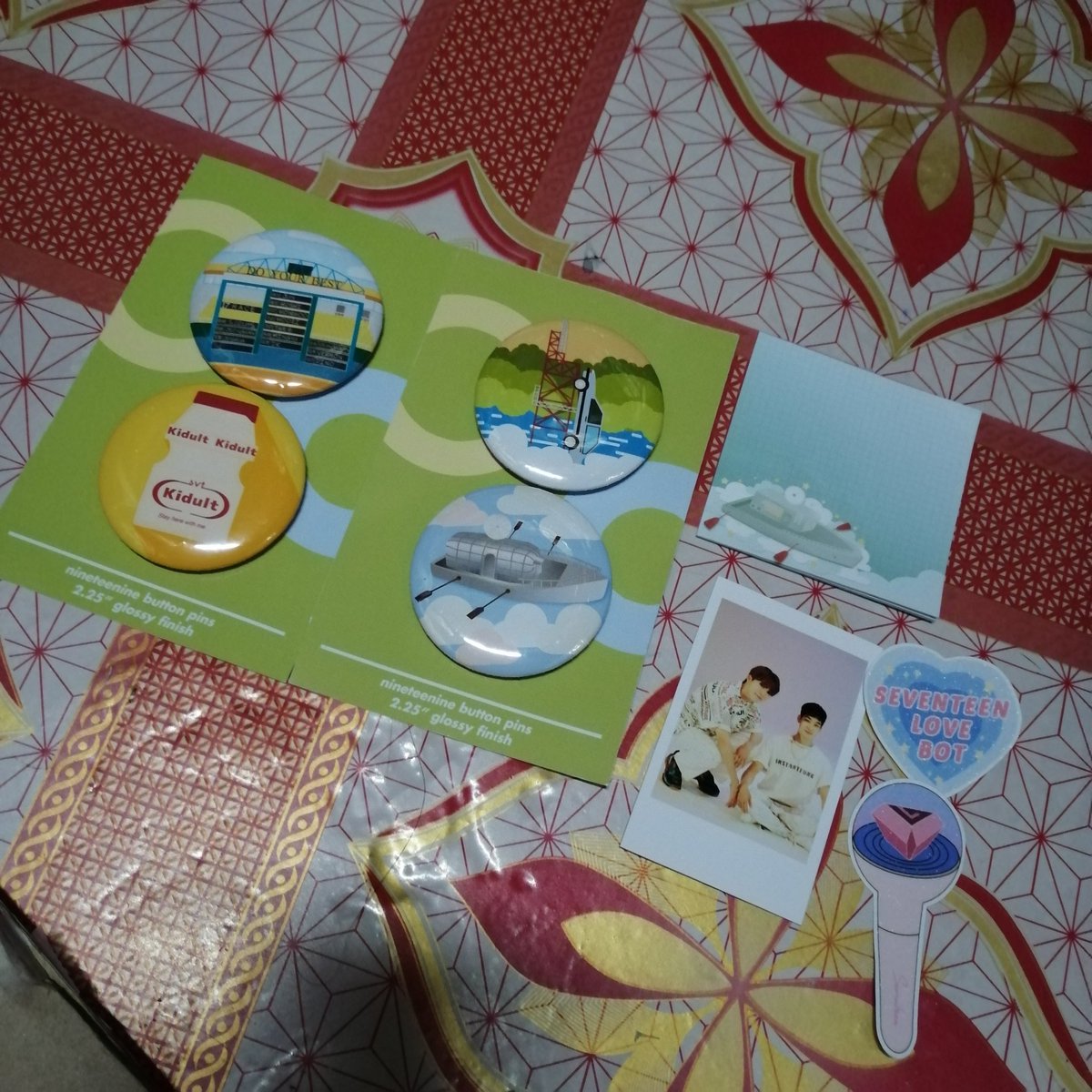 24hrwsvt's tweet photo. Ang gandaaaaa😭😭😭😭 sobrang thank you pooooo, worth the wait🥺🤧❤️❤️❤️ ganda po ng packaging nyo pati nung freebies🤧❤️ looking forward for our next transaction po🥺❤️ #99FEEDBACKS @_nineteenine https://t.co/ZEycAgtR9I