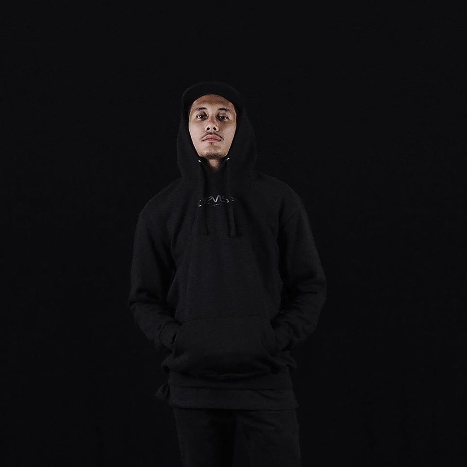 depotbydevise's tweet photo. ON SALE: @deviseclothing Namesake Pull-over Hoodie.
Details: https://t.co/b7CBk1tlU1 or text us +6013 380 2798
*We ship worldwide, accept Visa/Mastercard, PayPal and Internet Banking (FPX)
#depobydevise #devisenamesake #deviseclothing #devise https://t.co/xB6n86pWgb