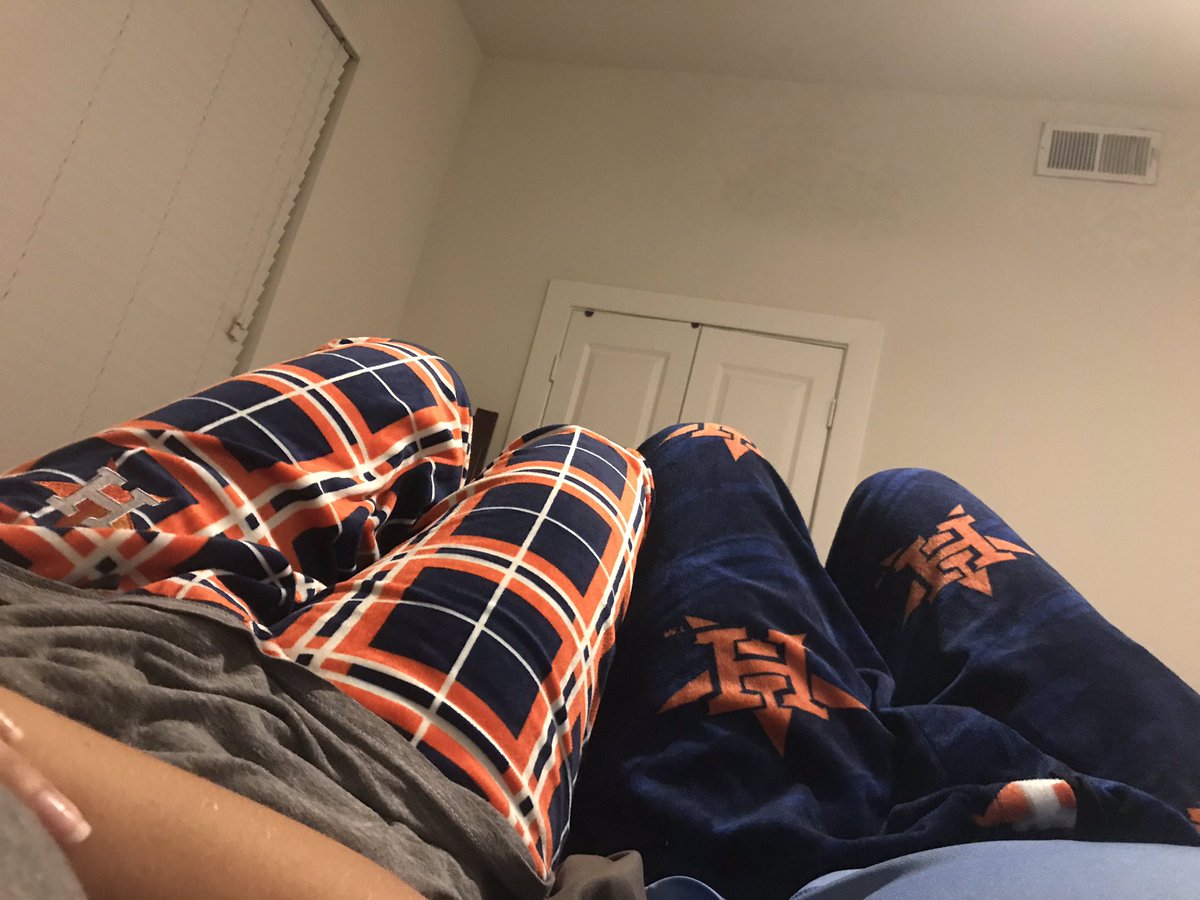 MsSrubar5thMath's tweet photo. Always supporting Astros! Even in our pj’s 💙⚾️ #USEsummer #StallionsDeserveIt https://t.co/pjmiaoNIBe
