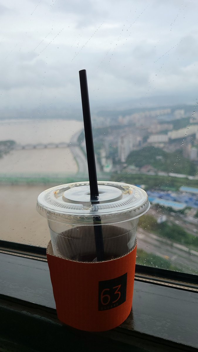 showise's tweet photo. 커피를 시켰건만 보리차가... https://t.co/ChTqn1YKIV