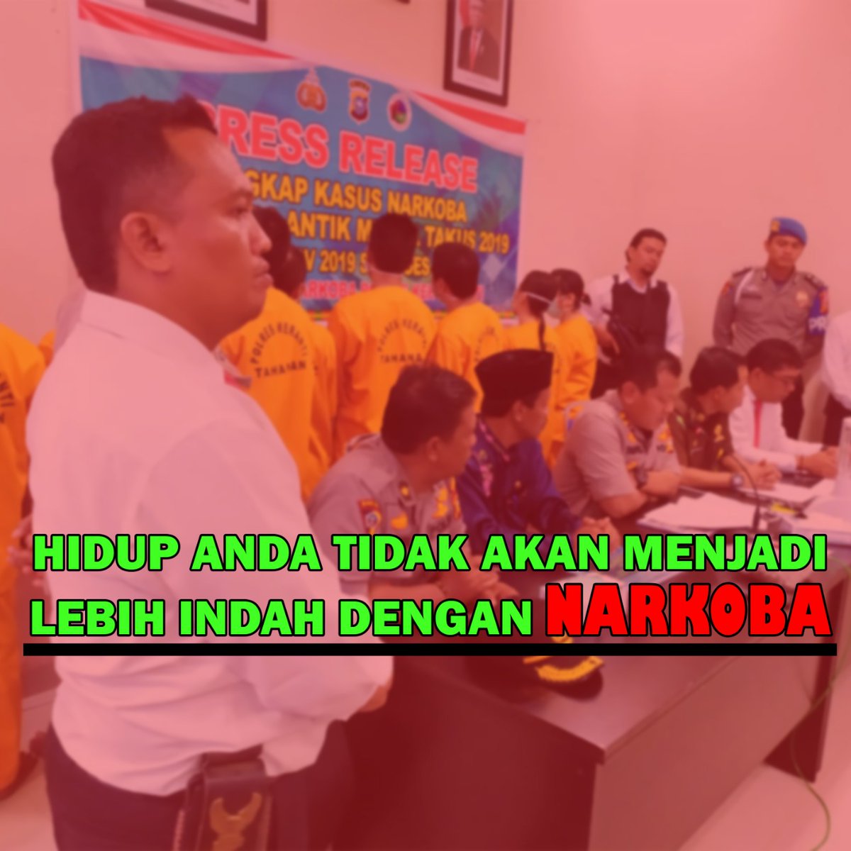 Susinta32596922's tweet photo. Jangan dekati #NarkobaBikinDosa https://t.co/YY4FBglGvA