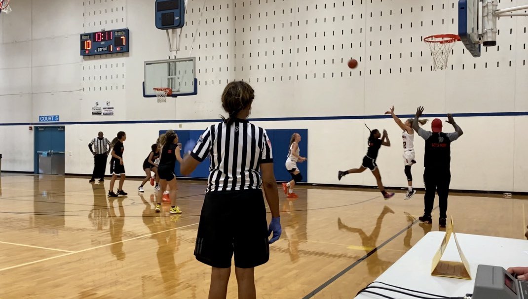 CoachTJPerry's tweet photo. Lost a tough and hard fought battle in the championship game today by 4 in overtime to finish runner up in the Gold bracket. Playing 23โ and 24โ all weekend was a great teacher of what we still need to work on and improve upon. #IndyInvitational #growyourgrit @IndianaEliteWBB https://t.co/opNdosOV3w