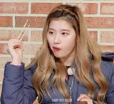 minatozaki sana is either:hot as hell         what the hell