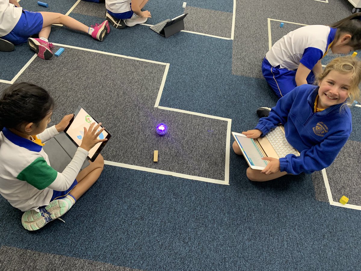 PrimaryLK's tweet photo. Year 3 students used their computational thinking for their Maths lesson to create  a treasure hunt with the Sphero robot. This involved collaborative problem solving as algorithms were made to navigate Sphero. https://t.co/NJU4iWA4zj