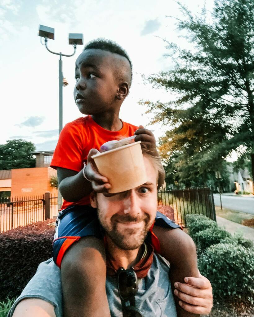 tylertarver's tweet photo. I ended up with a considerable amount of ice cream in my hair. #humanuber https://t.co/eFzARbSYmB https://t.co/00ePOqaEun