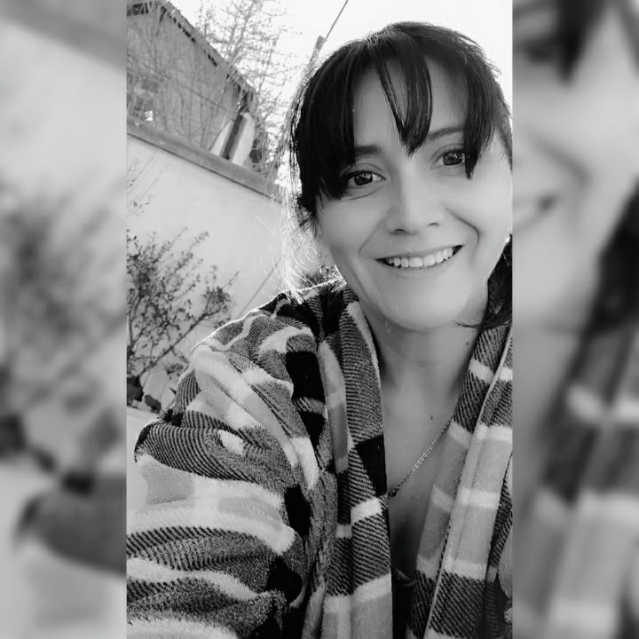 vannina74's tweet photo. #NuevaFotoDePerfil haciendo la fermentación post carrete 😅
#cuarentenastyle
#blancoynegro
#blackandwhite
#nomakeup
#yousobata
#byn https://t.co/dH3yW6XuTQ