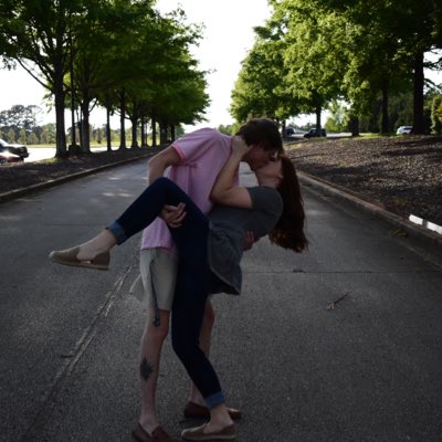 lindsayrob98's tweet photo. #NewProfilePic https://t.co/eF6aQqONWf