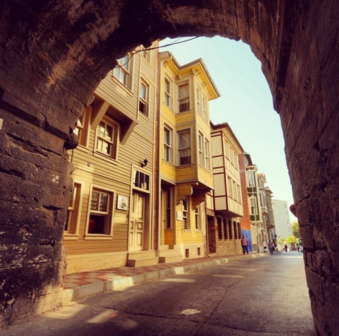 İstanbul Üniversitesi tweet media